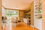 Bright open Breakfast Room at 250 Bell Road, Montgomery, AL. I Shoot Houses...Professional photos and tour by Go2REasssistant.com