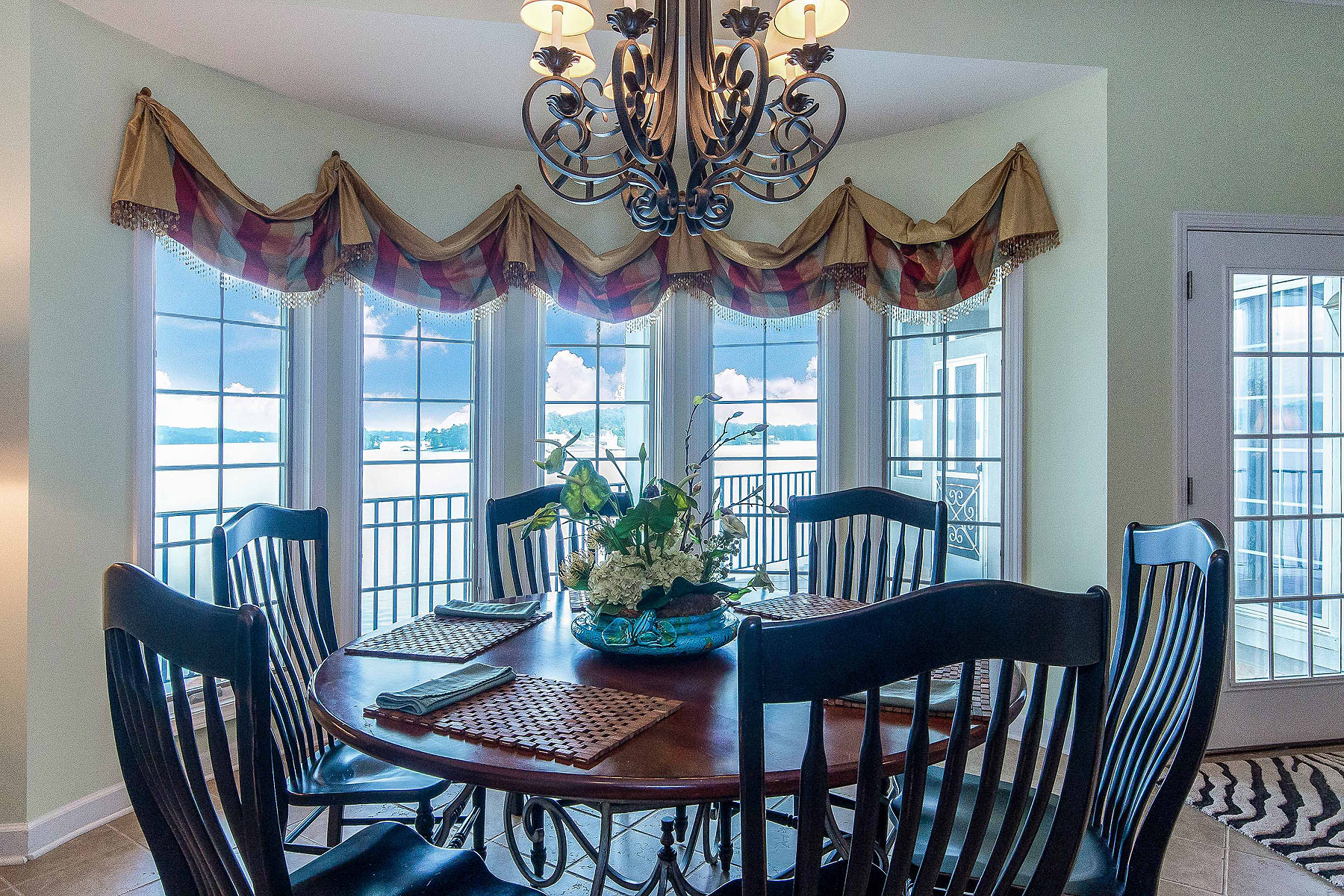 Lake Martin AL waterfront homes for saleMarina Marin656 Marin Pkwy