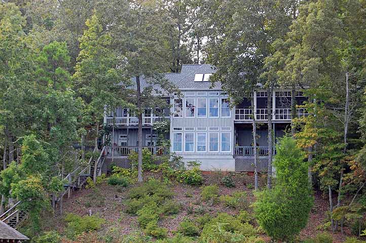 Go2REassistant can customize a virtual tour and brochure package for your listings. Call us today to schedule an appointment 334-320-7486.